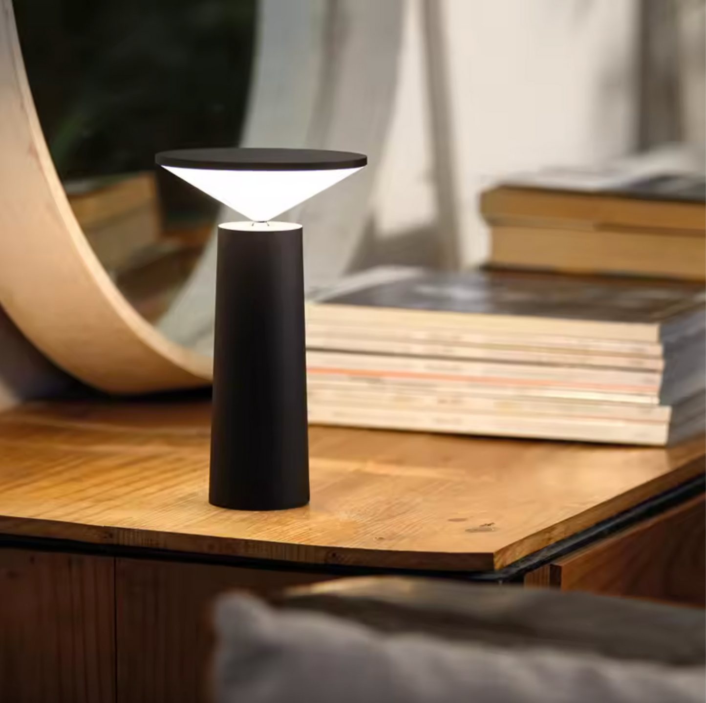 The Milano Cordless Table Lamp